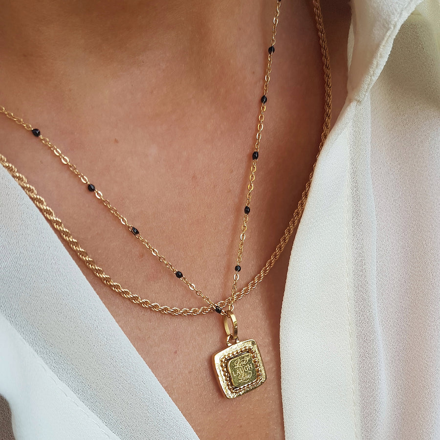 Live Necklace