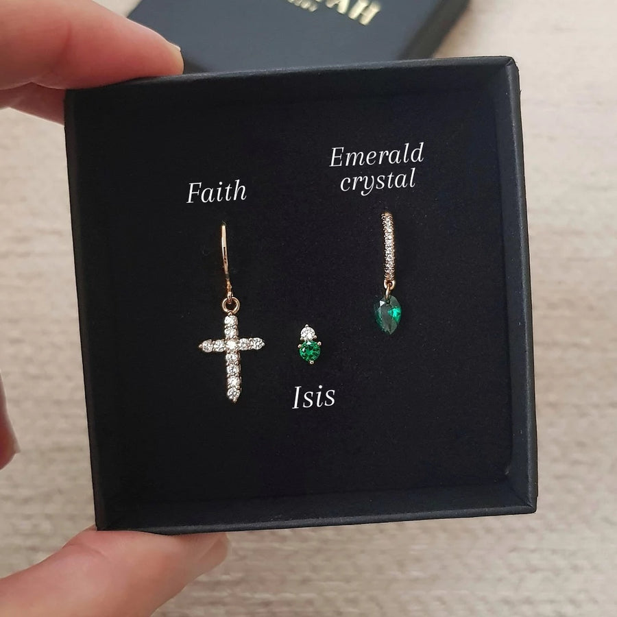 Isis stud earring