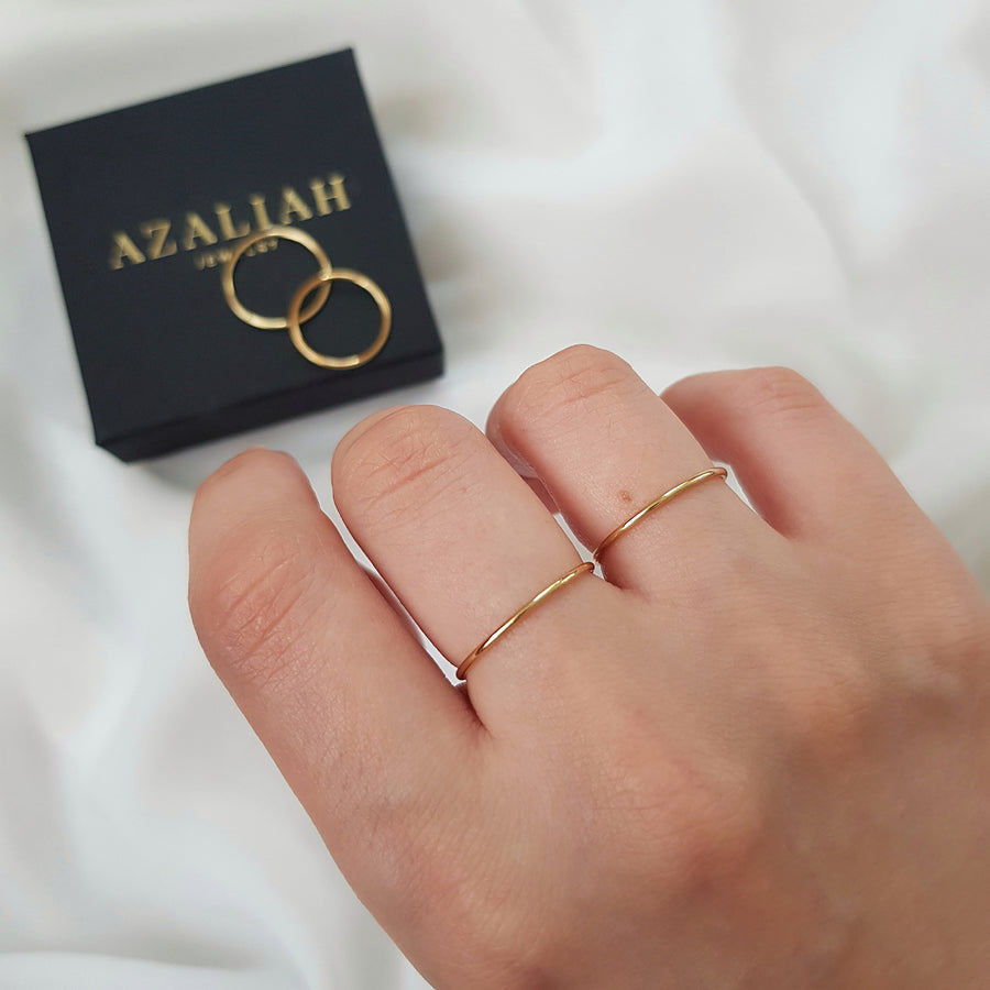 Dainty ring - Gold